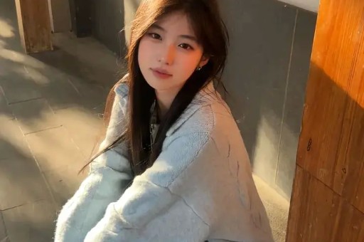 河南一男子闯入女澡堂打人洗浴中心：他进去打他媳妇；涉事男子已被警方控制
